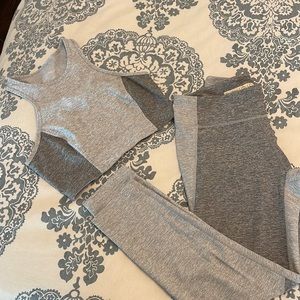 Outdoor Voices set, Two-Tone leggings M and athena crop sports bra S